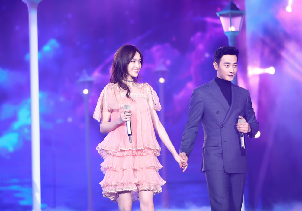 唐嫣罗晋结婚啦伴娘原来是她唐嫣婚礼细节再曝光