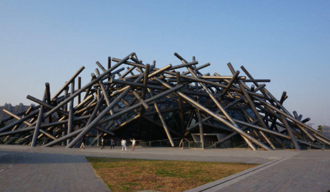 它位于安徽省合肥市的合肥美术馆.