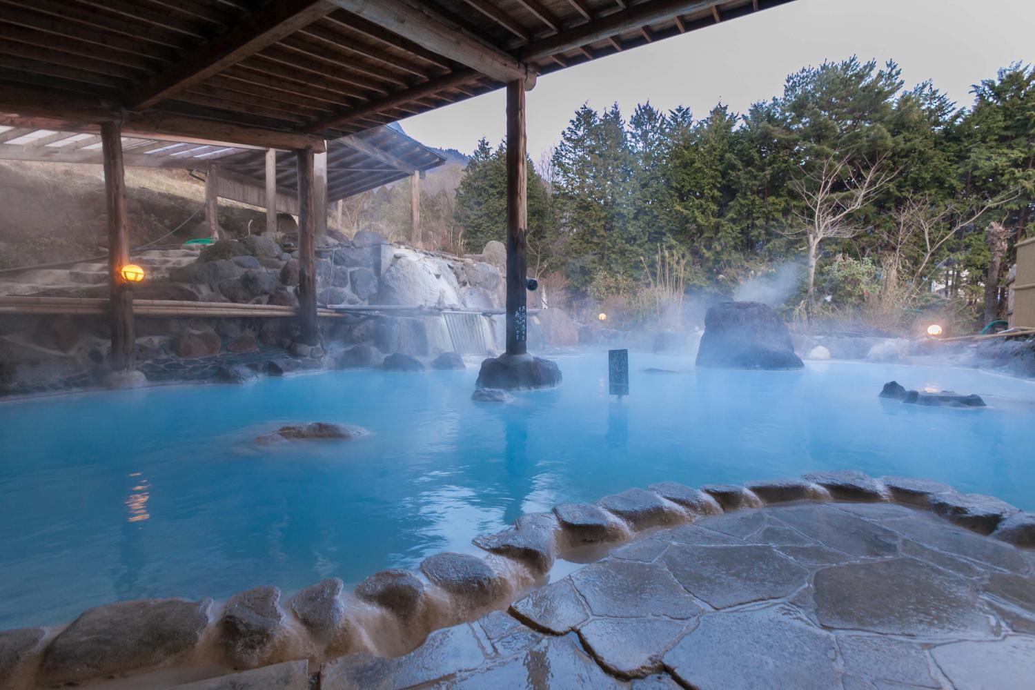 女人一生一定要去日本泡的6个最美温泉,收藏起来每年去一个