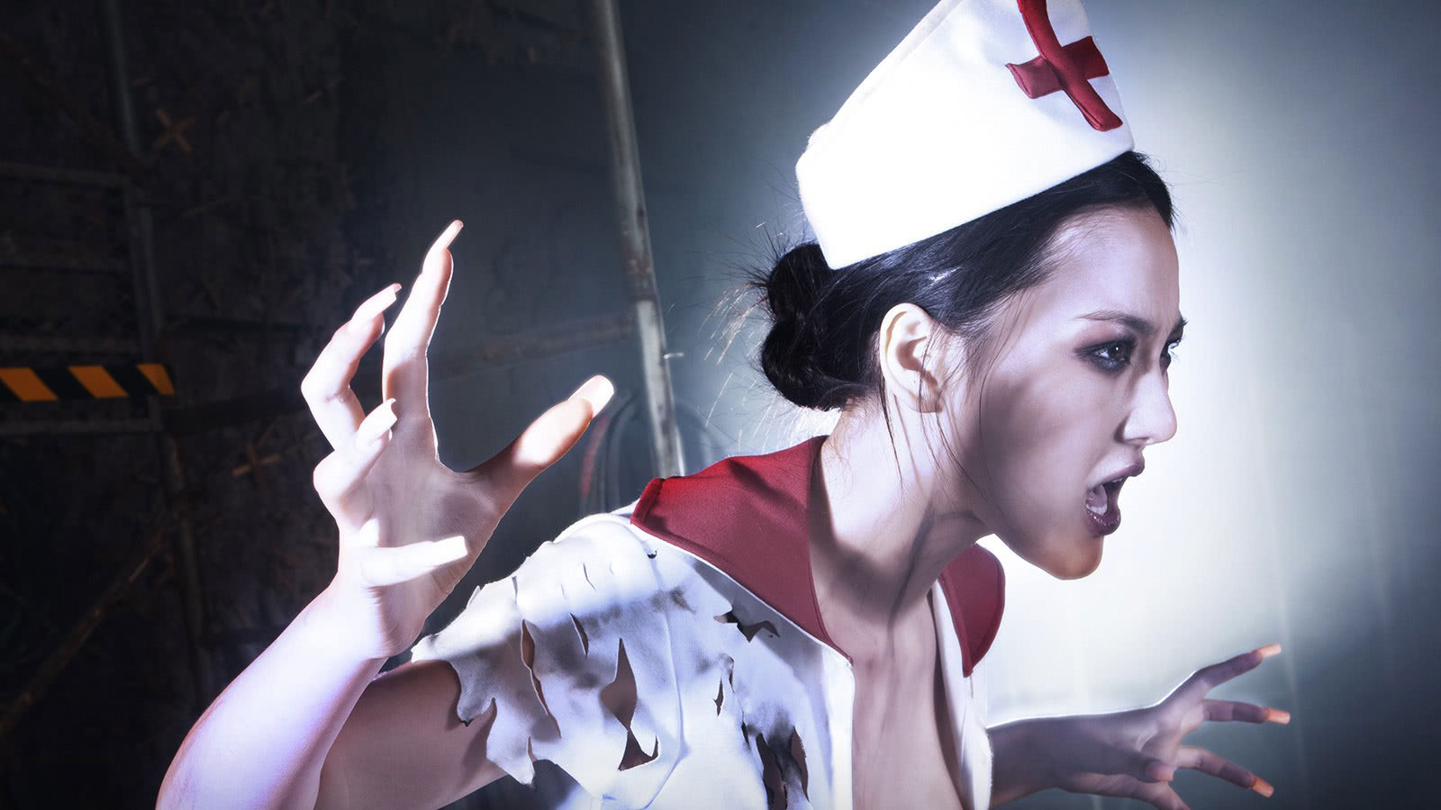 艾尚真还原潘多拉张馨予还原疯狂宝贝而她自带游戏角色