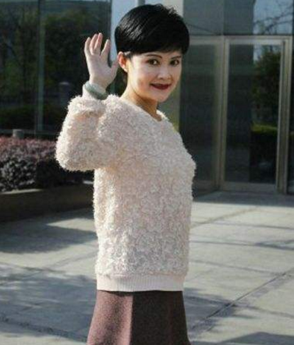 路学长与李佳璇因戏生情,然后他们就结婚了,但是马晓晴在分手之后,也