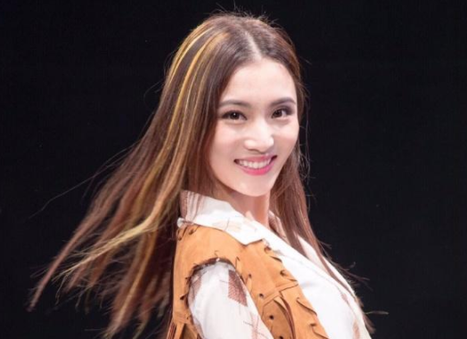 希望赵继伟和王君瑞能越来越好,赵继伟能早日回归赛场,帮助辽宁队打出