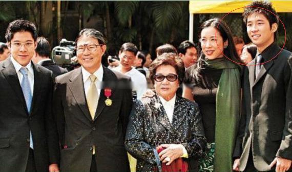 终结了霍震霆和朱玲玲的婚姻,广东台当年一姐:侯玉婷,漂亮吗?