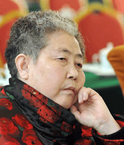 生产车间被曝光, 网友不买账: 土的掉渣|老干妈|辣酱|陶碧华_新浪新闻