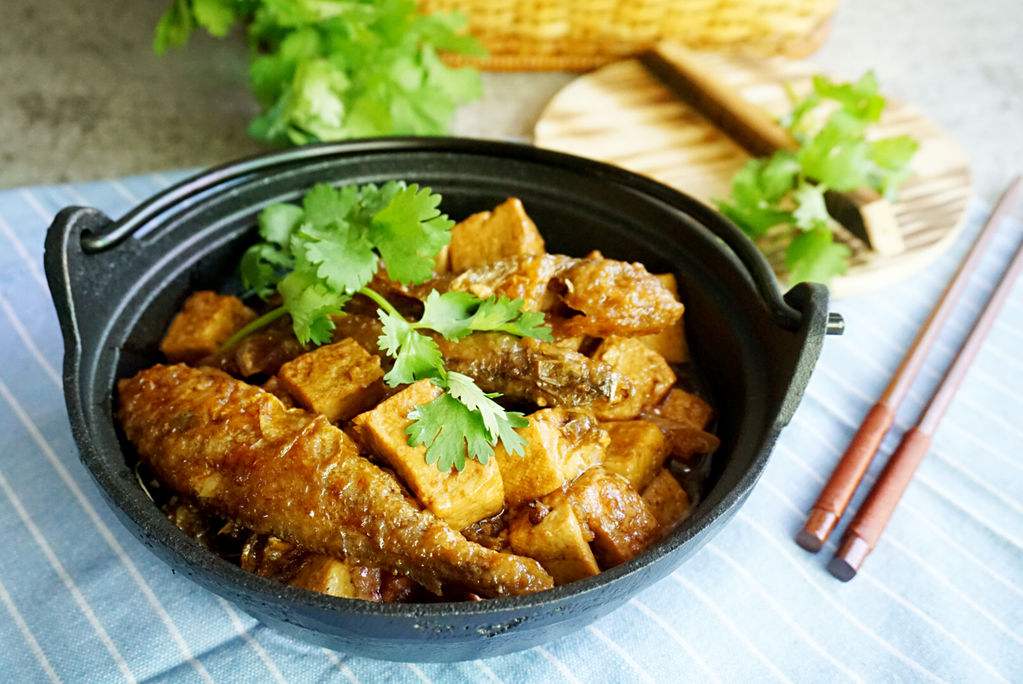 做小黄鱼炖豆腐,这一点很重要,做对了,鱼肉鲜嫩,风味独特!