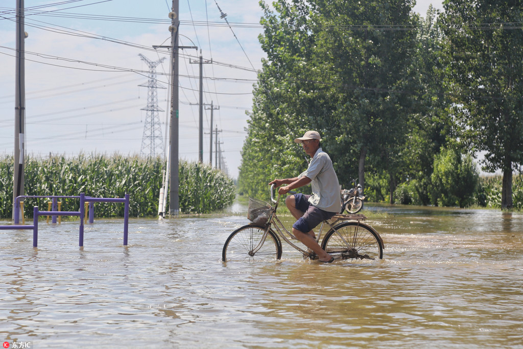 山东寿光水灾现场一些地方仍被洪水浸泡