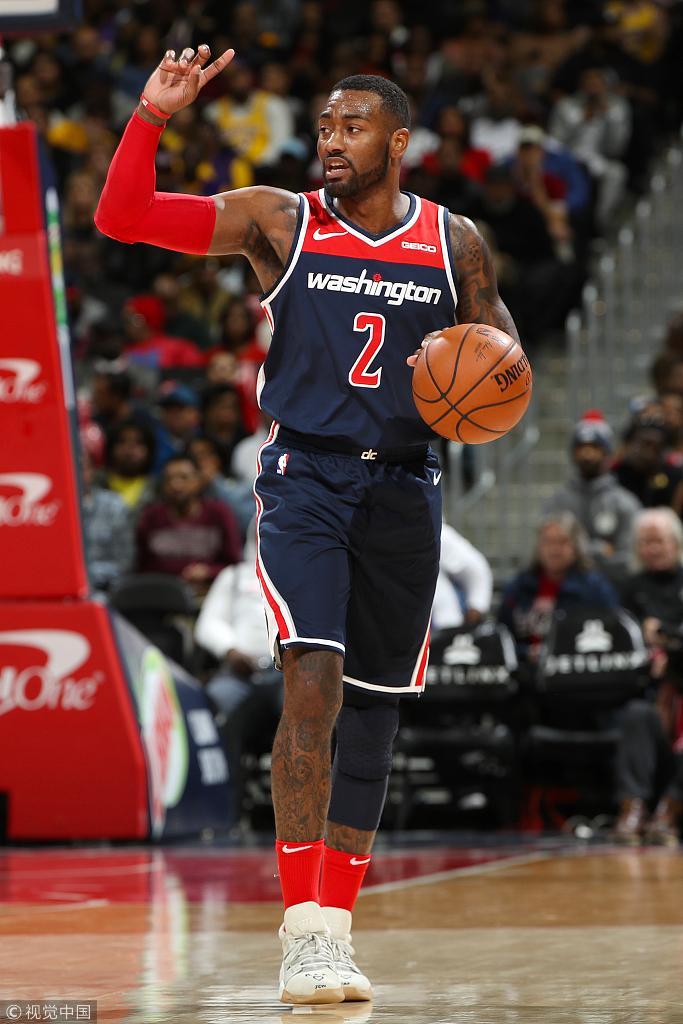 凭借一己之力撕碎湖人内线防守 沃尔的表现让奇才放弃重建