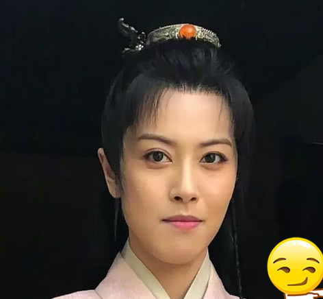 《小女花不弃》邢恩女装更"奇怪"?网友:像"男扮女装"!