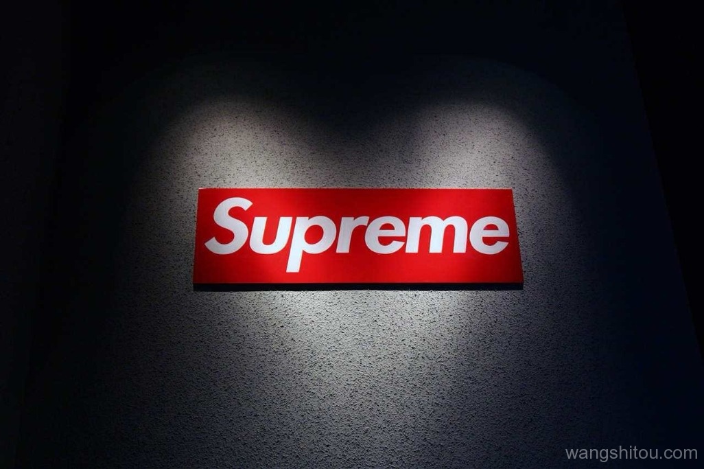 荣耀10青春版联名款曝光,背面sup很醒目,简直潮爆了!