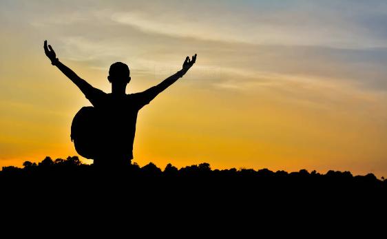 尼采20句经典语录,为你的人生旅途驱除阴霾与