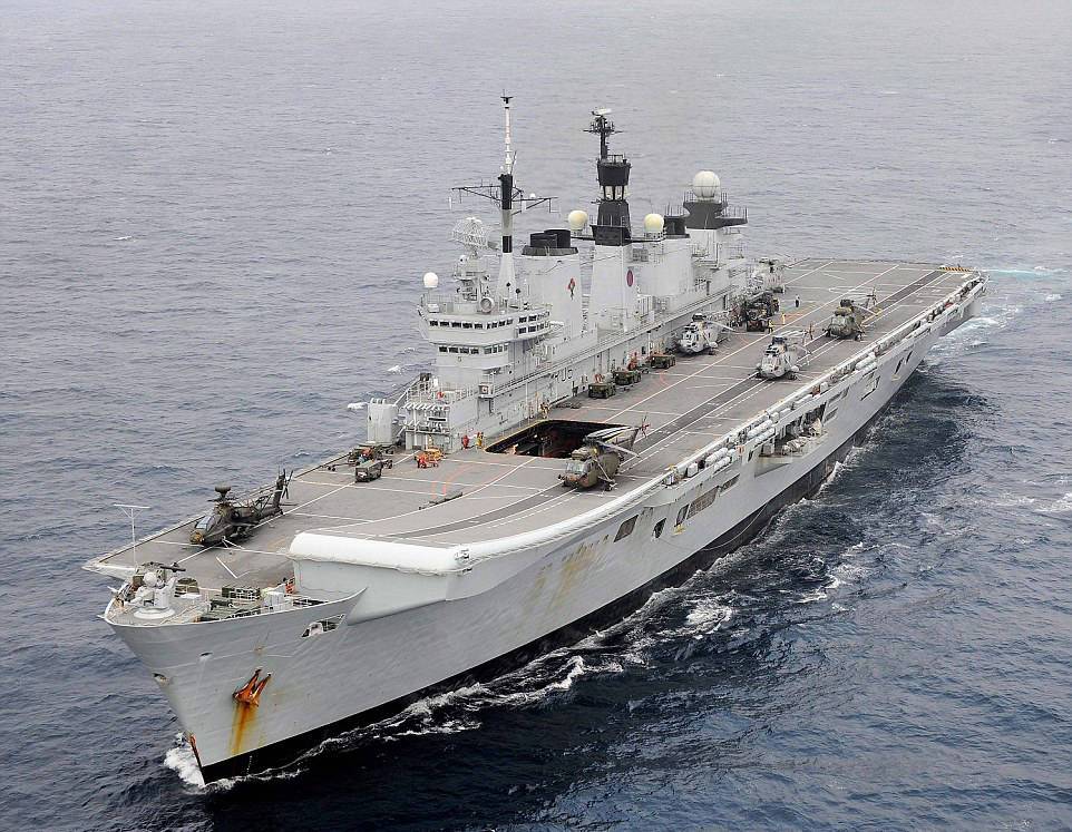 满载排水量2万吨却可搭载24架舰载机,英国无敌级航母性能如何