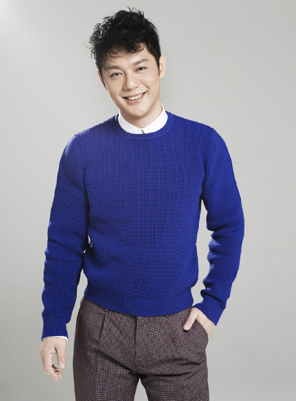 大器晚成的他,却因新欢抛弃20年妻子,网友:渣男!