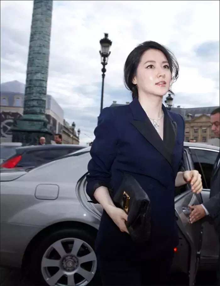 李英爱年轻时有多美?大长今已不是颜值巅峰,堪称韩国版林青霞
