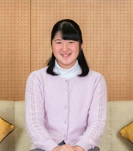 日本皇储德仁亲王独生女儿爱子公主迎来自己十七岁生日!