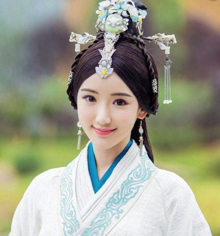 韩国评选中国最美的古装女星,杨幂才第三,第一名却是她