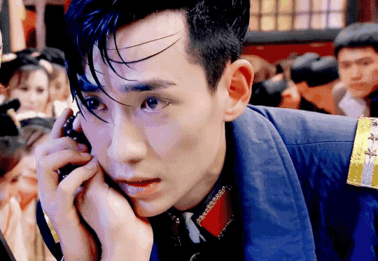 男神们流泪,鹿晗秀美,朱一龙到位,邓伦悲伤,而他却让人笑了!