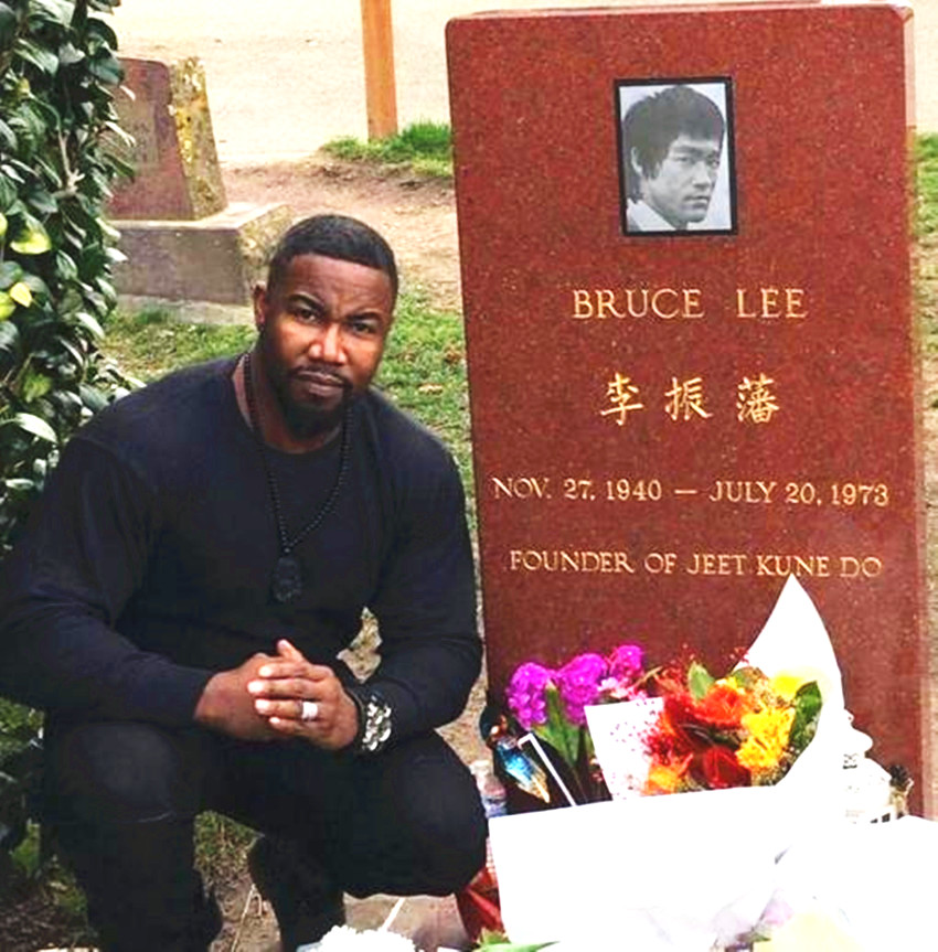 李小龙超级粉丝联手ufc传奇兰迪库卓打造硬核风暴