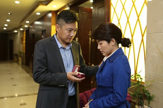 他曾拒绝范冰冰的追求,出道26年零绯闻,今与护士妻子生活幸福|韩青