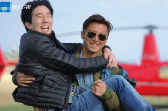 房祖名生日派对,谢霆锋参加庆贺,原来他是成龙干儿子