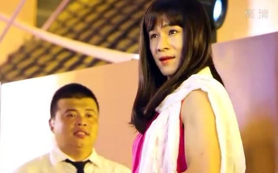 男扮女装搞笑视频_男扮女装搞笑视频博主-第2张图片-潮百科