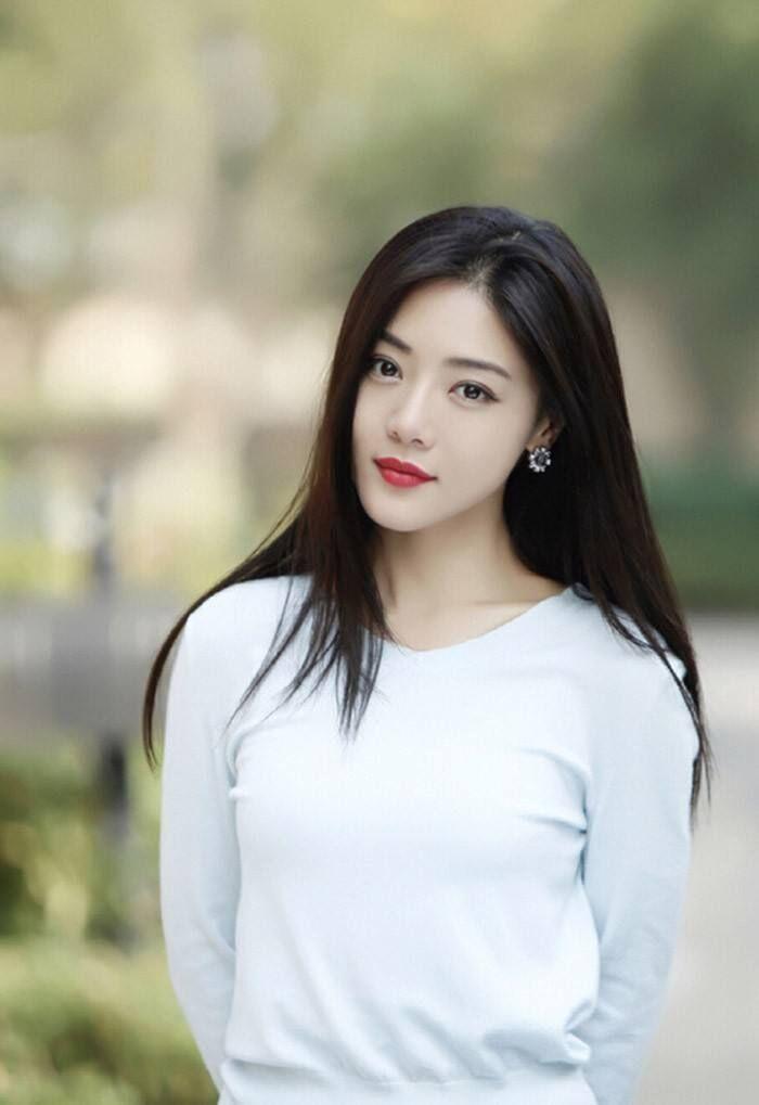 就会是负面消息了,当时传的《爱情公寓》里面的女性演员几乎都整容了