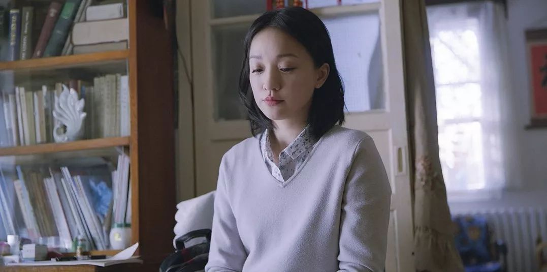 周迅高圆圆的中年危机:女人过了30岁,换一种活法吧!