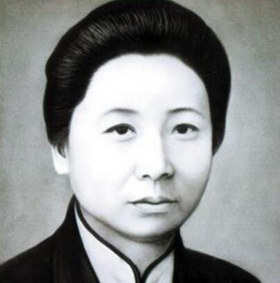 湖南这座小镇,百年前出了三个女人,三个闹翻中国半边天的女豪杰