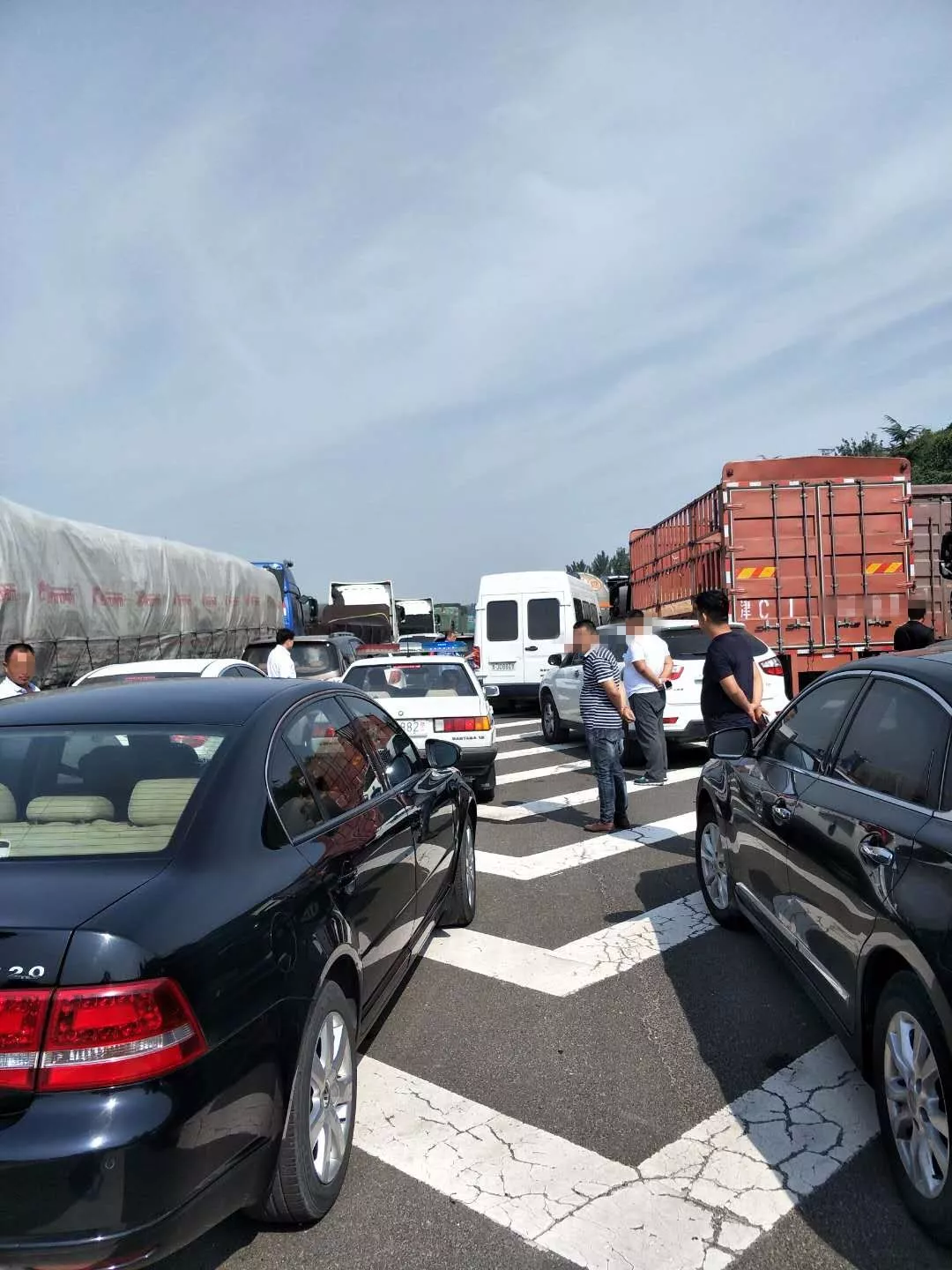 实时!京台高速这段大堵车!过往司机尽量选择绕路通行!
