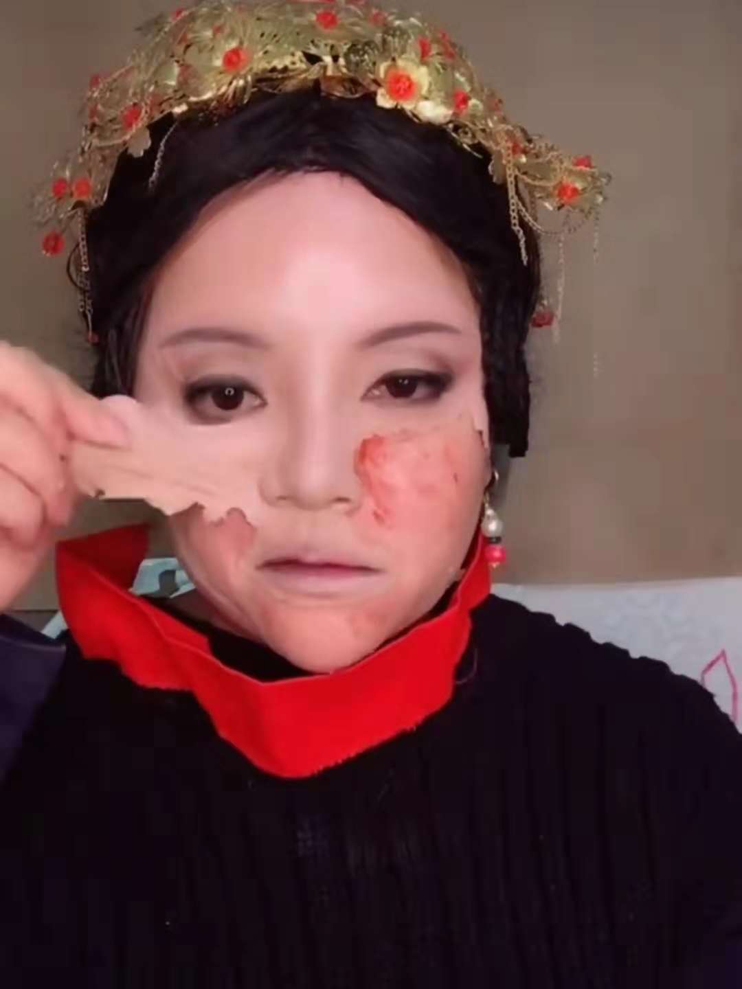 高贵妃卸妆从脸上撕下一块块饺子皮看到她素颜后想洗眼睛