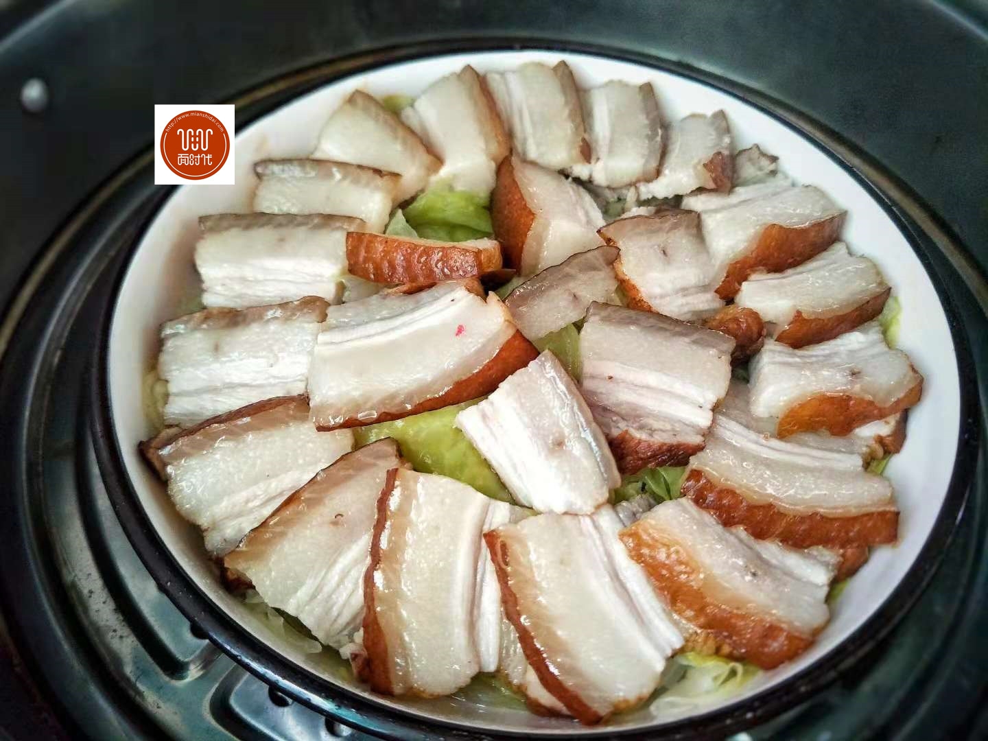 五花肉可别再红烧了,这么蒸着吃更健康,入口即化不油腻!