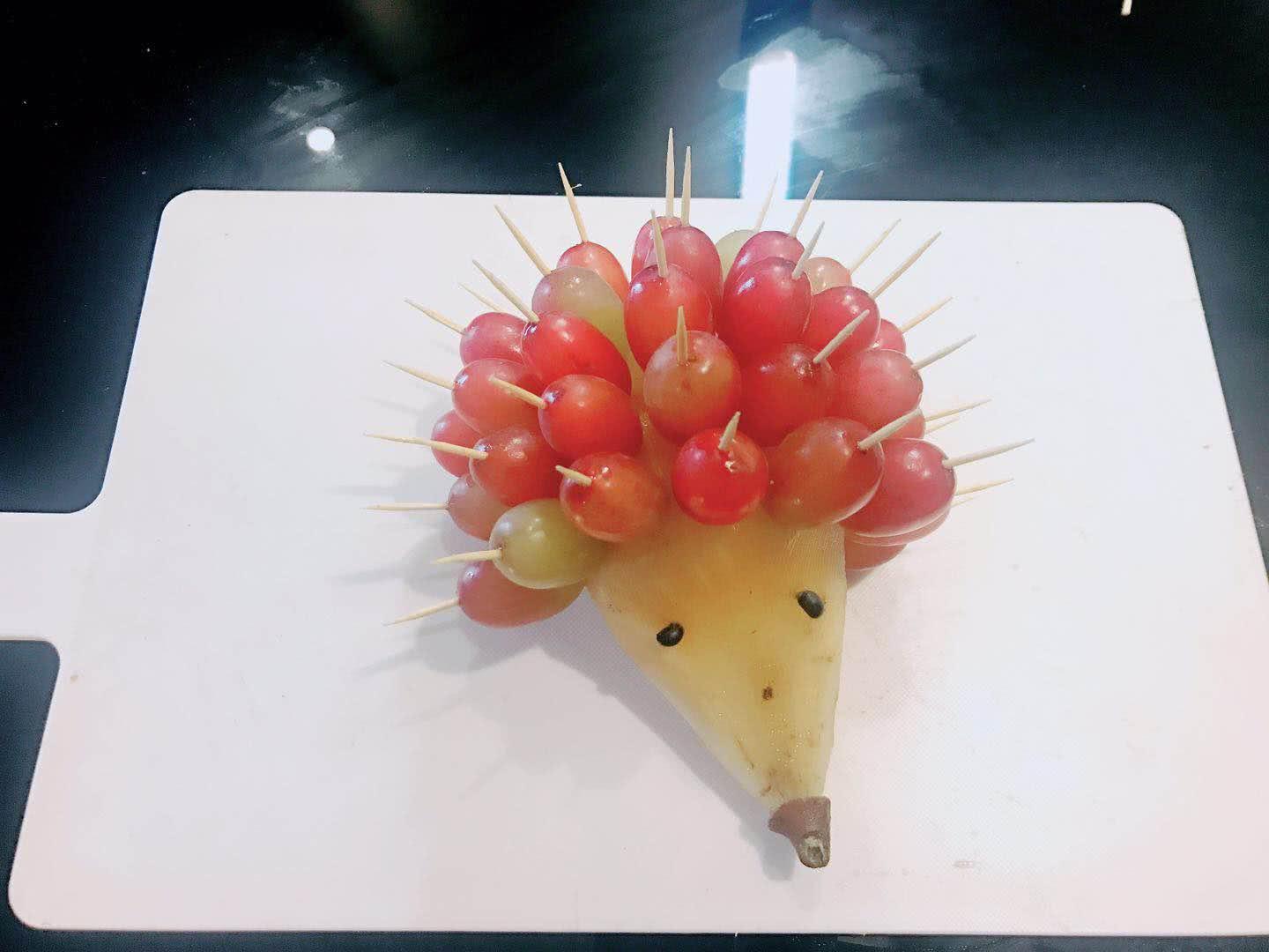 幼儿园亲子活动用水果做动物看到最后一个老师不淡定了