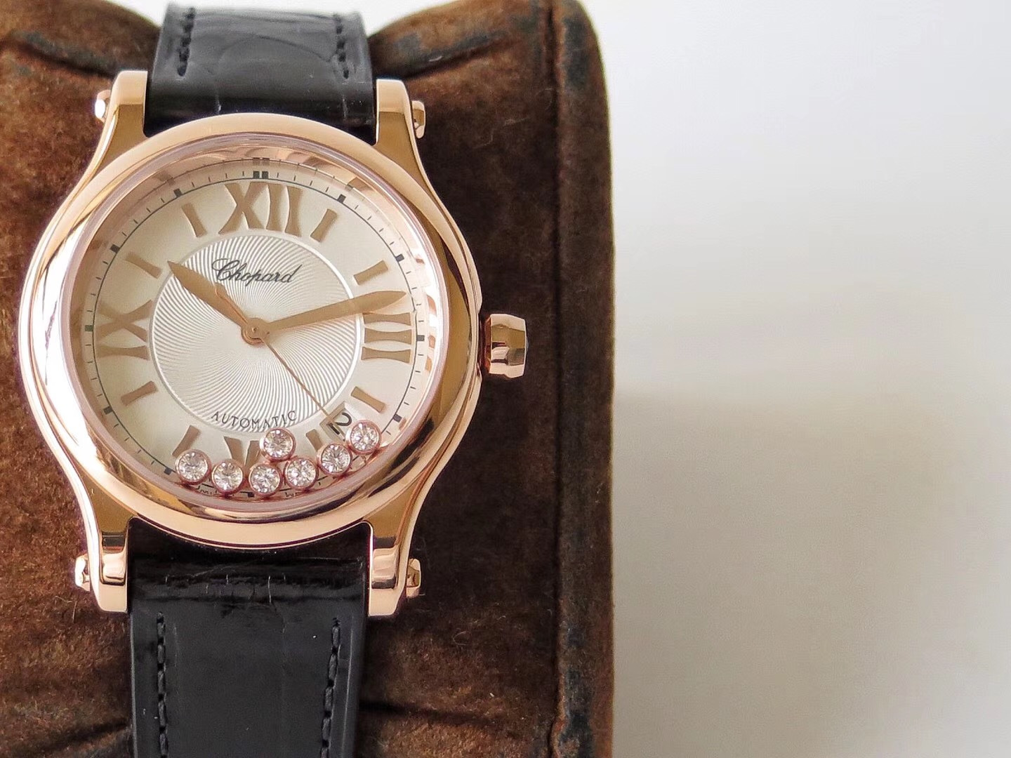 siri说表112635110:yf萧邦快乐钻七钻女士腕表