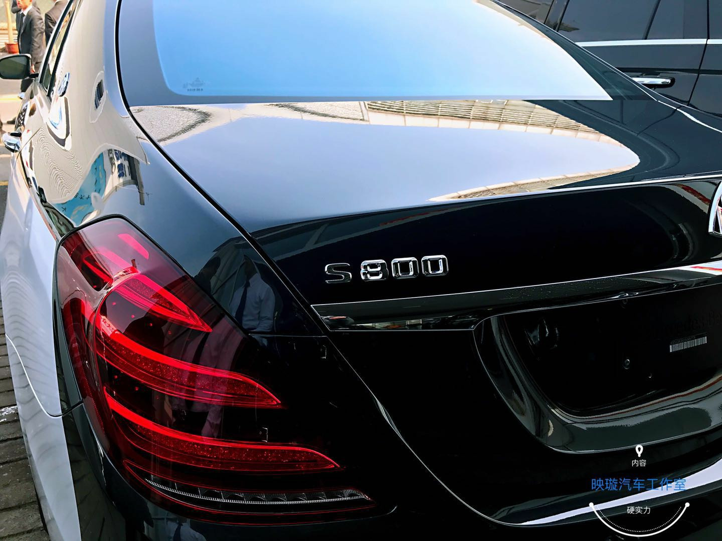 实拍迈巴赫s800北京仅一辆 最贵最顶配的奔驰 双色设计彰显尊贵-新浪
