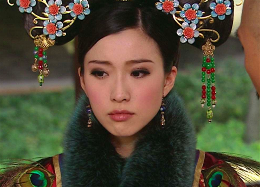 她是皇帝的表妹深受宠爱却只当了一天皇后她死后皇帝再未立后