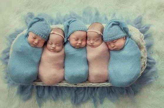 奶奶给五胞胎孙子取的名字,让听过的人都感叹:文化人