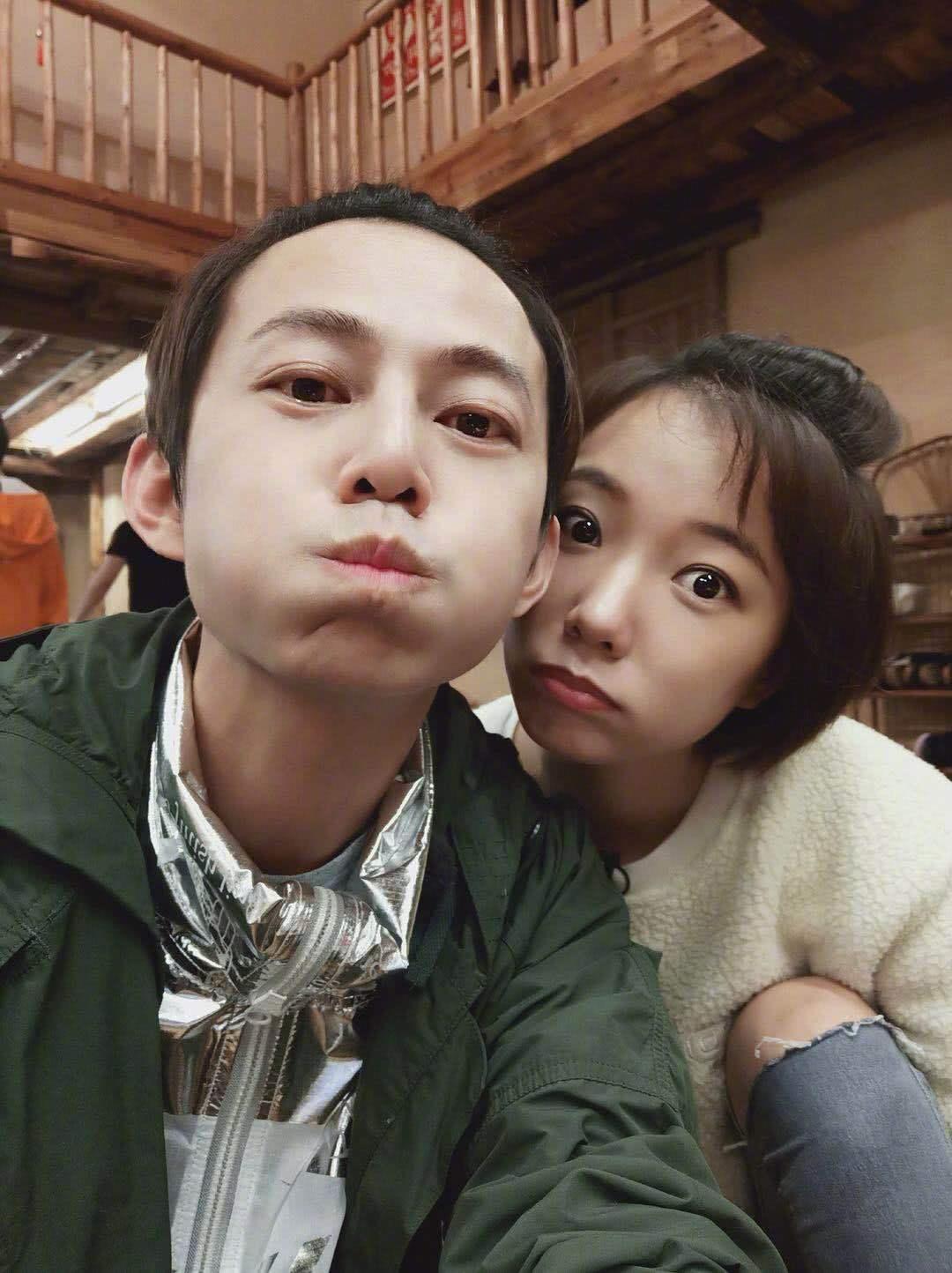 她是何炅的初恋女友,颜值不输娱乐圈女星,何炅至今对她难忘