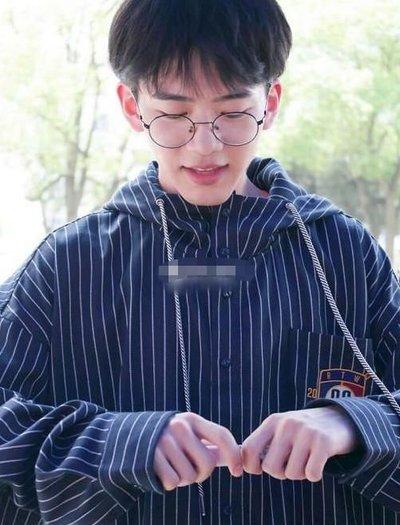 日日爆:宋茜合约到期?李荣浩杨丞琳分手?费启