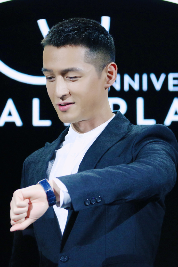 你会发现发型是其次,气质更重要|发型|胡歌|寸头_新浪新闻