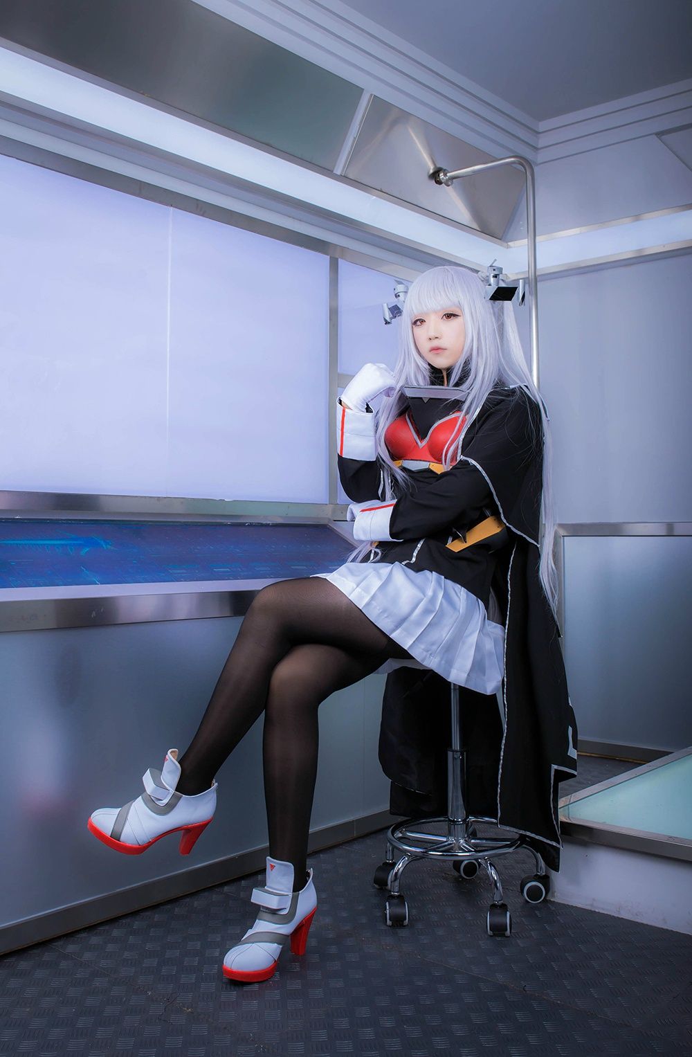 cos正片——战舰少女r:埃塞克斯 is this a boy?