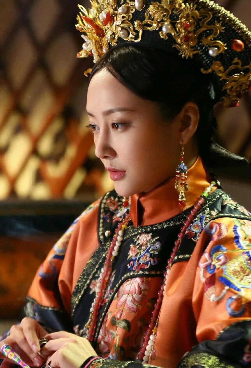 当吴谨言和李纯同时出演令妃你觉得谁更加美了