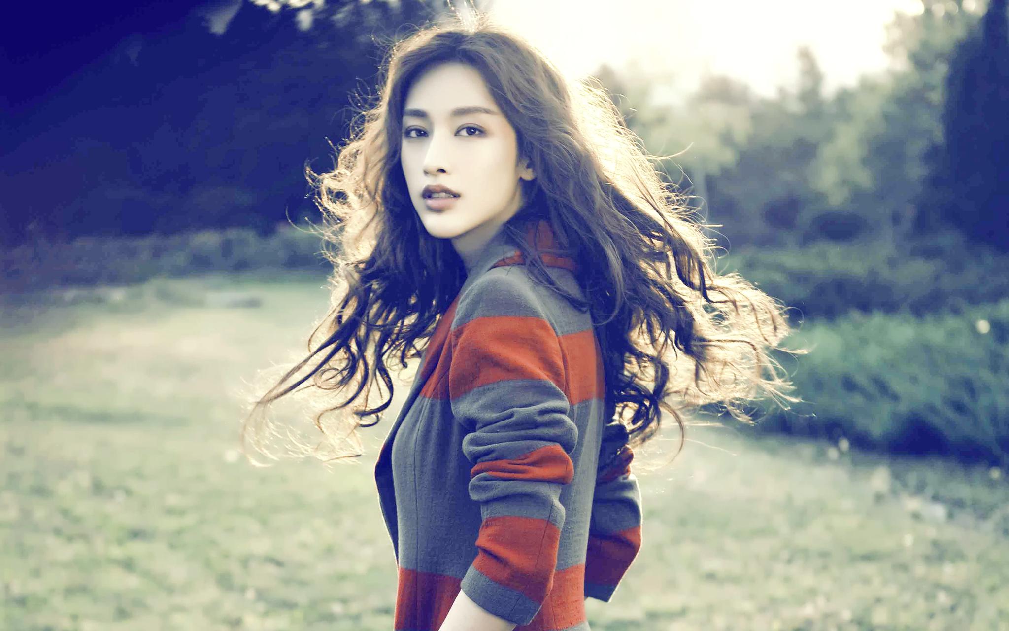 在朋友圈发这三句话的女人,在男人眼中很掉价,别不懂!