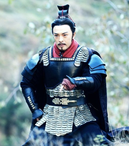 他三次封帝却买不起房?只演戏不拍综艺,今43岁被称"宝藏男孩"