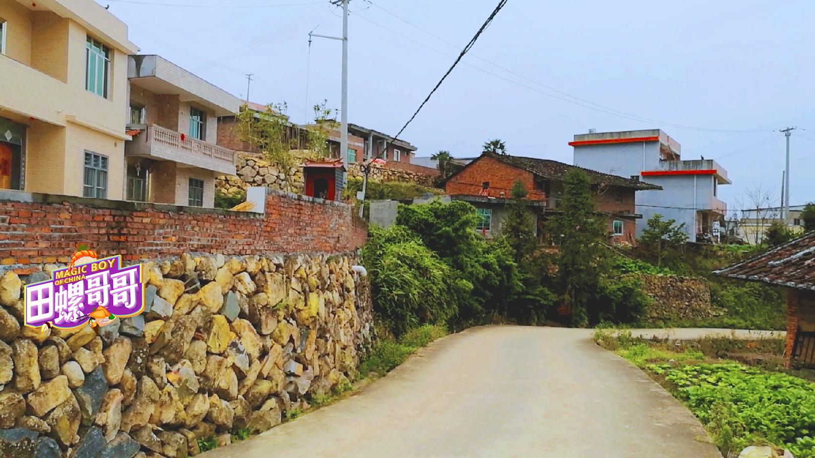 福建莆田家家户户都是豪宅?走进莆田最穷的村,您看看有豪宅吗?