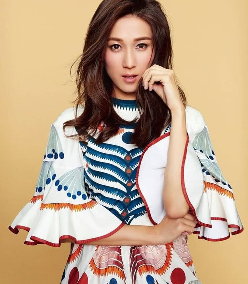 演员,虽然不是科班出身,但是演技却相当不错,可爱的好彩妹一角至今