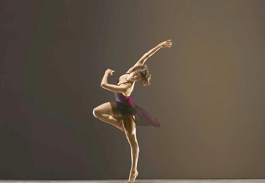 跳舞如何才能有美感?"三直"是关键!