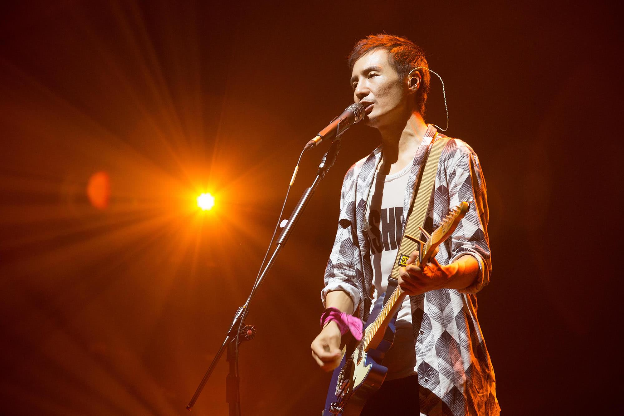 朴树音乐节变身主婚人!现场的美好浪漫令人感动!