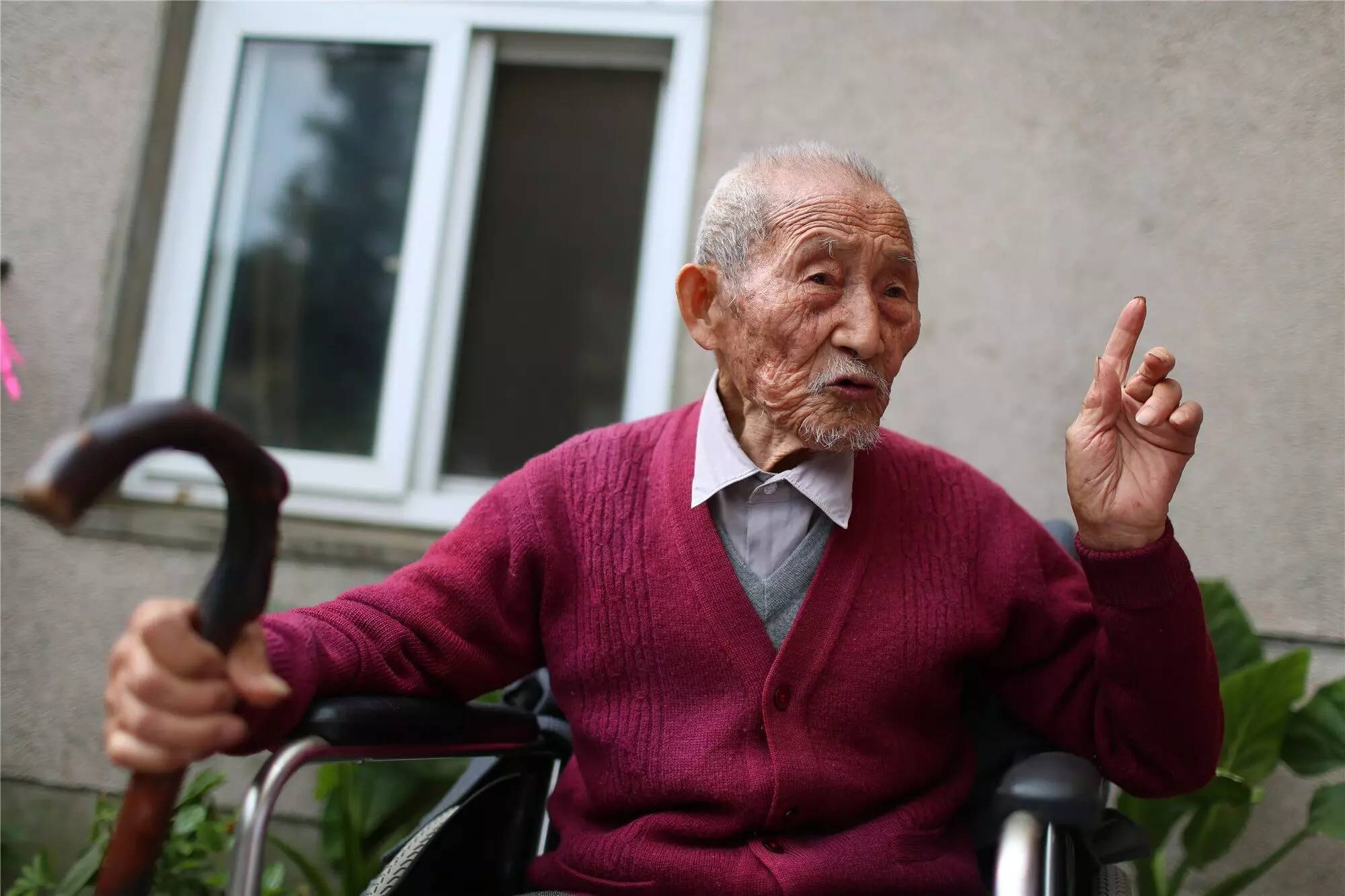 就位于这个国家,年龄高达113岁|弗朗西斯科|男性|老人_新浪网