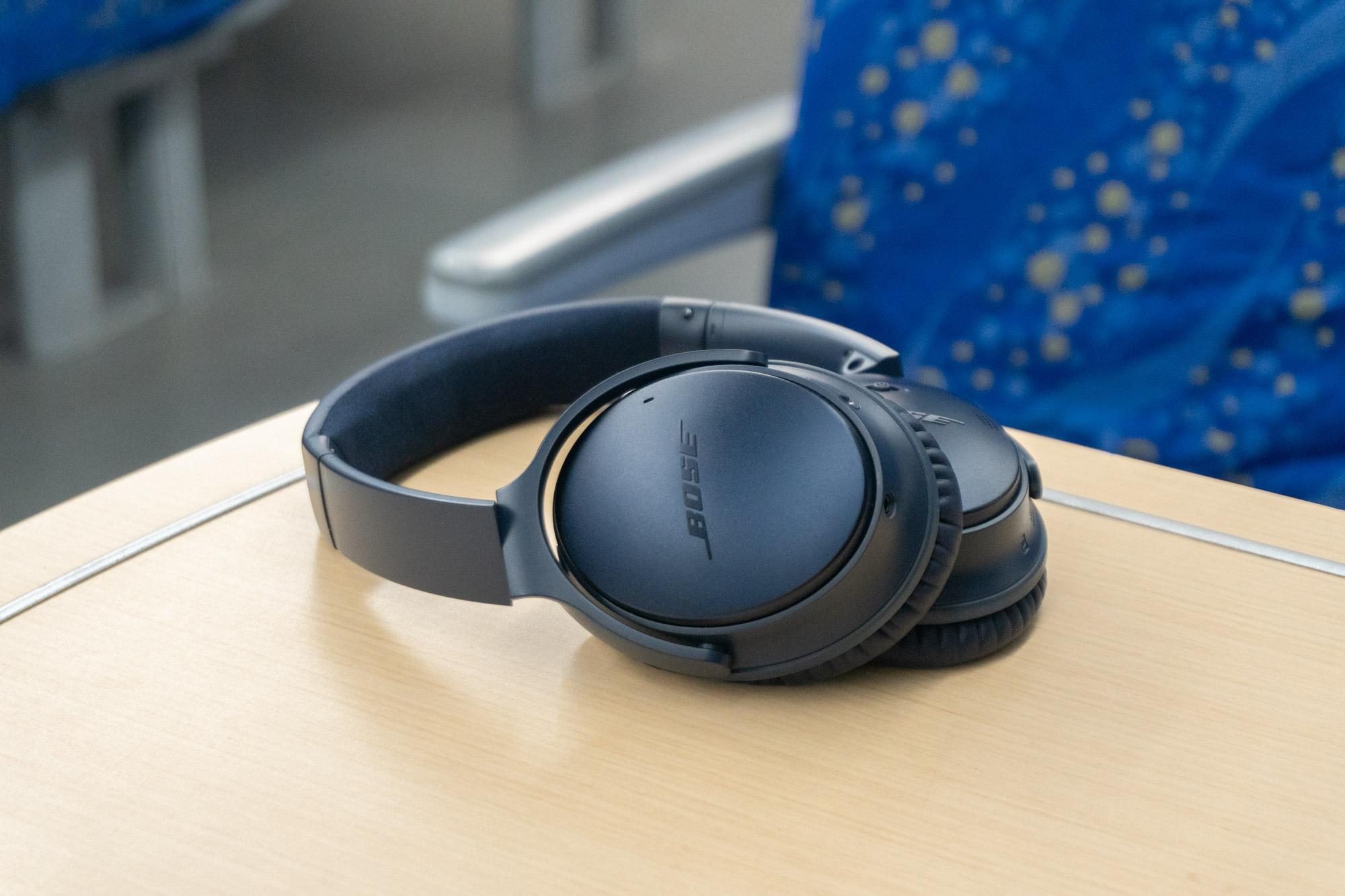 挤上热闹的高铁,bose qc35 ii帮你消除负面情绪
