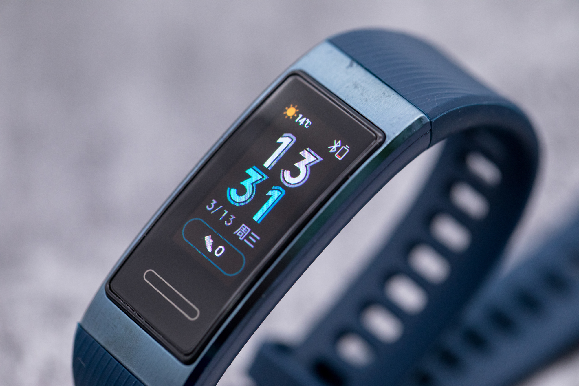 华为手环3pro上手体验彩色触控大屏移动支付独立gps