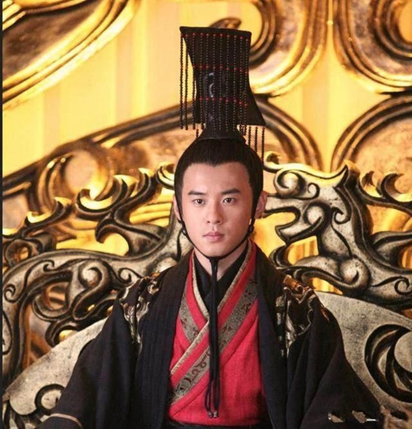 刘荣是长子又没犯过什么错误为何却被汉景帝废太子之位